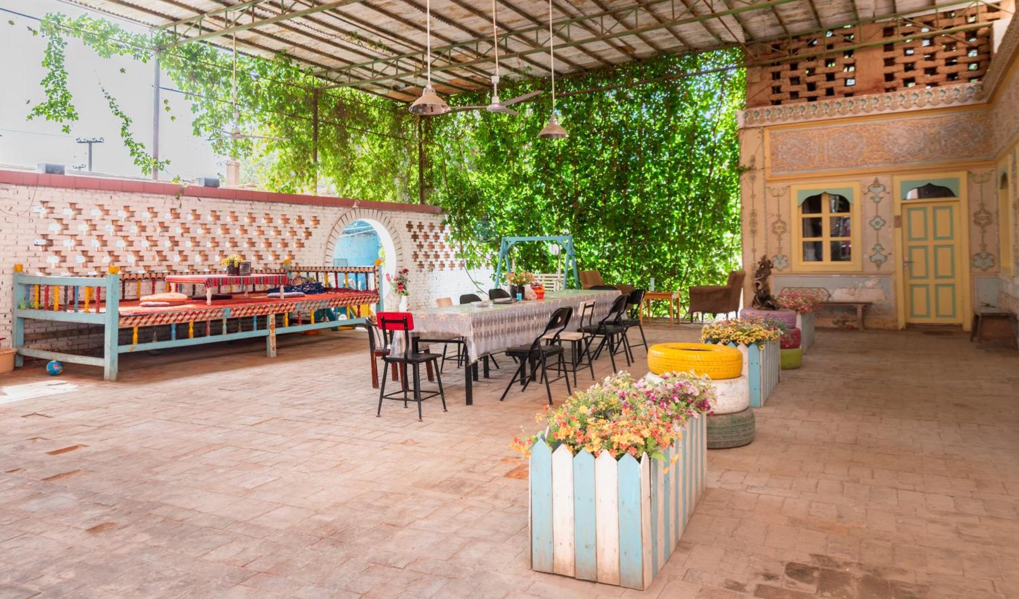 New Dap Hostel  Turpan Buitenkant foto