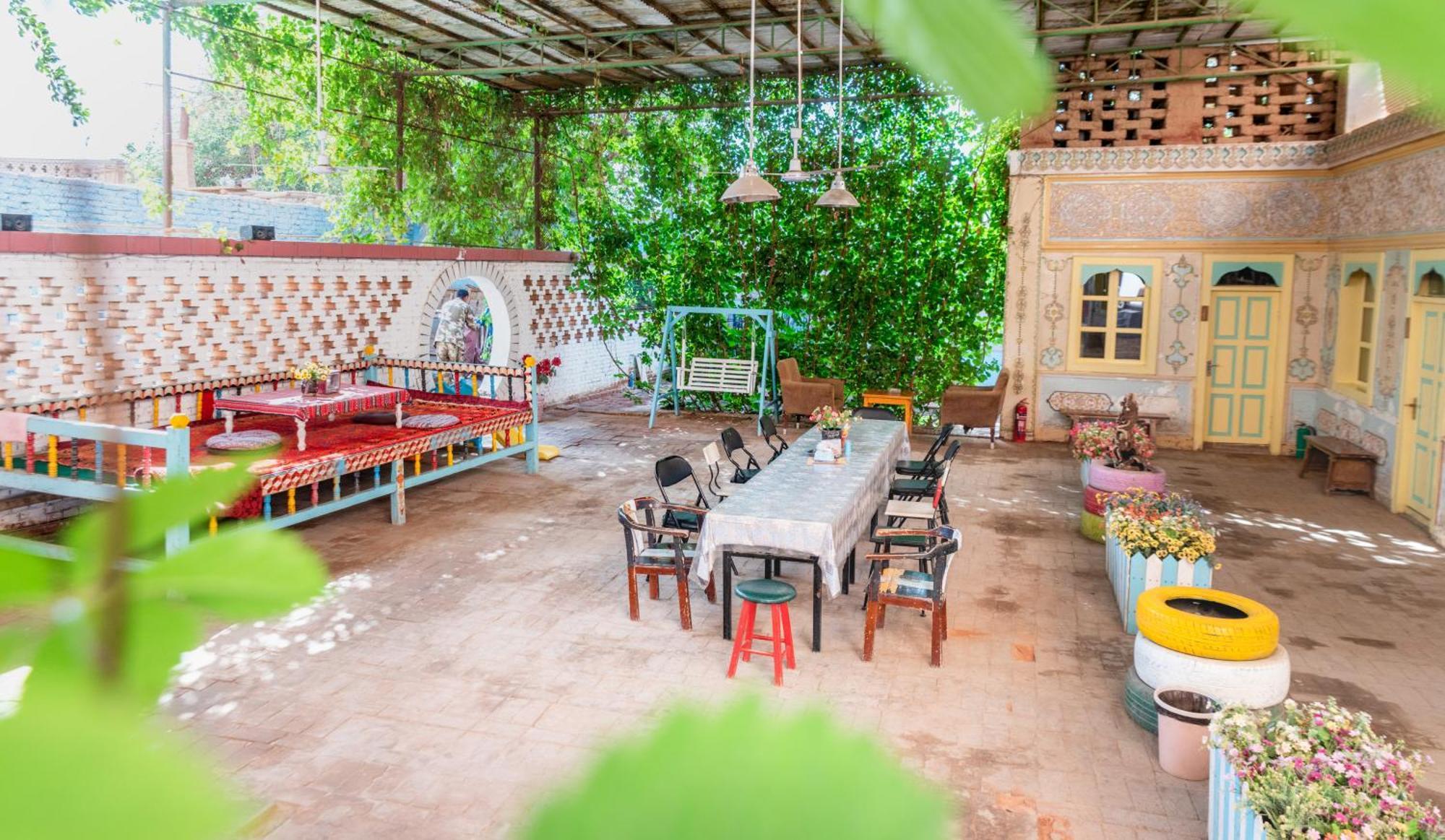 New Dap Hostel  Turpan Buitenkant foto